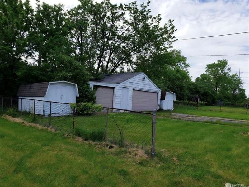 137 Bluecrest Avenue, Dayton, OH 45417 Photo 4