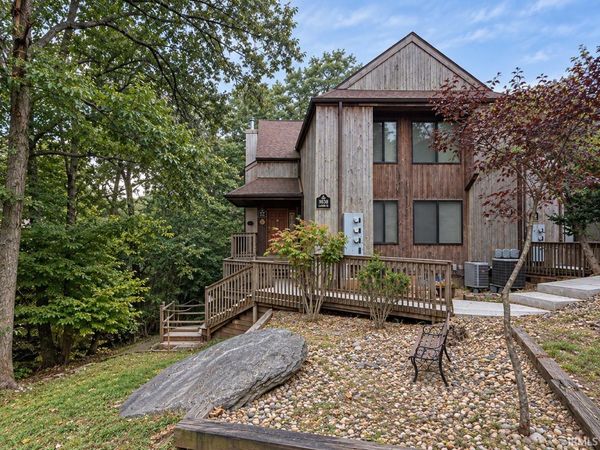 9533 S Pointe LaSalles Drive, Unit 79, Bloomington, IN 47401