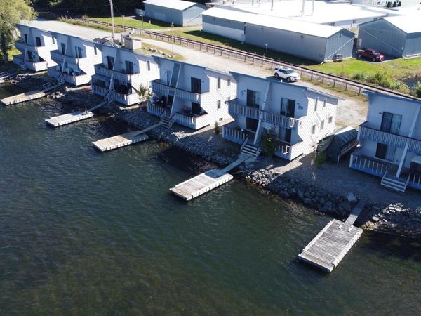 244 Fyfe Drive, Unit 4B, Newport City, VT 05855