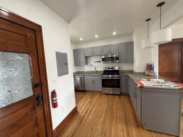 2600 Belmont Street, Hamtramck, MI 48212
