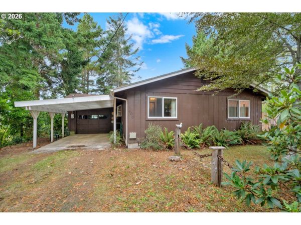 600 QUEENS CT, Lakeside, OR 97449