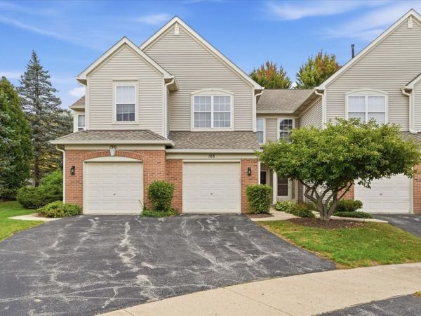 188 Stockton Drive, Grayslake, IL 60030