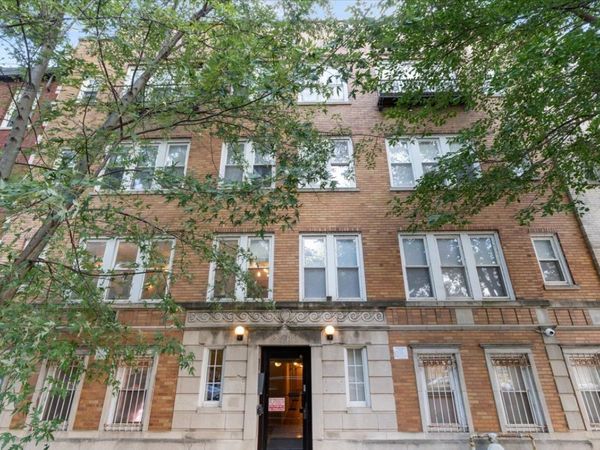 6812 N Wayne Avenue, Unit 3E, Chicago, IL 60626