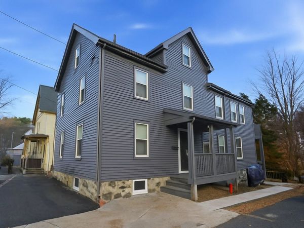 14-16 Ripley St, Malden, MA 02148