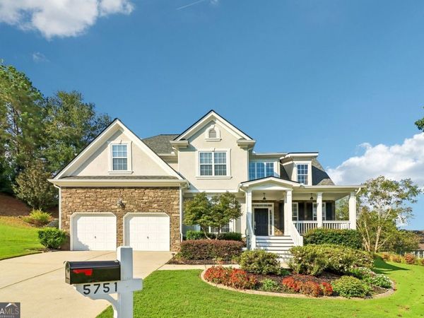 5751 Vinings Place Court SE, Mableton, GA 30126