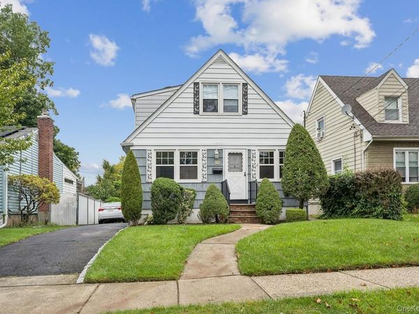 41 Margaretta Court, Staten Island, NY 10314