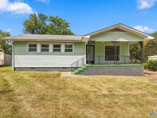 4311 Arlington Road NW, Huntsville, AL 35805