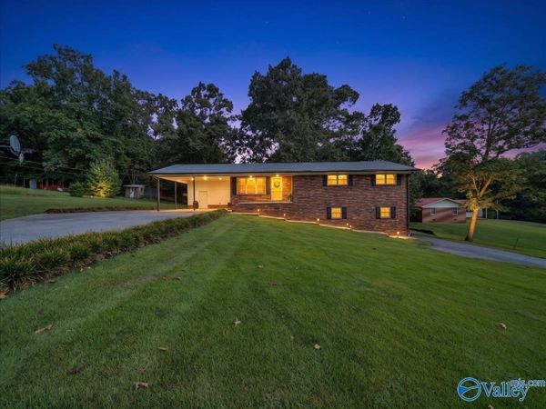 1606 Winn Road, Scottsboro, AL 35769