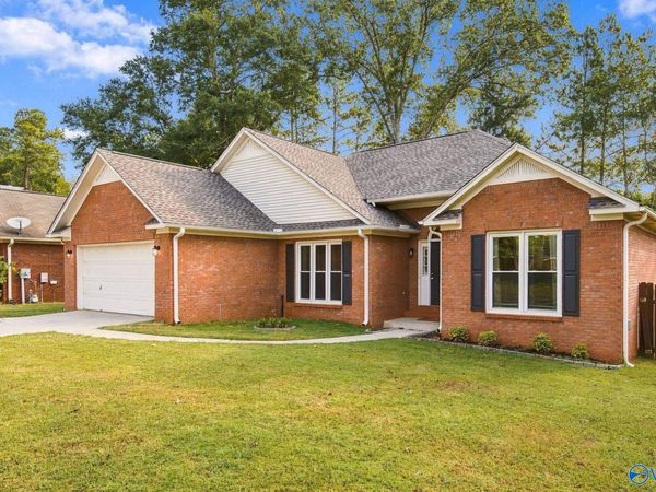 221 Jarrett Lane, Madison, AL 35758