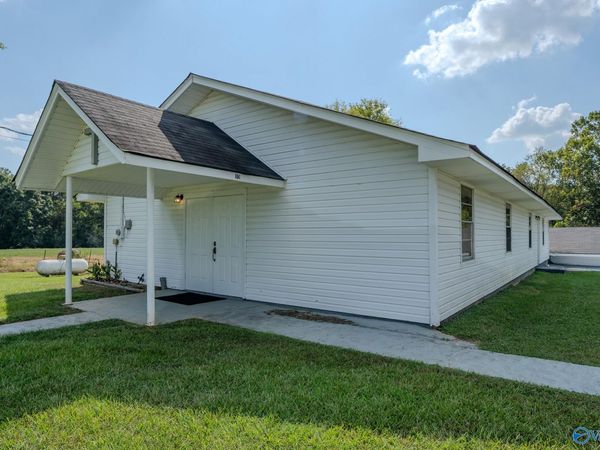 151 Hardy Road, Hartselle, AL 35640
