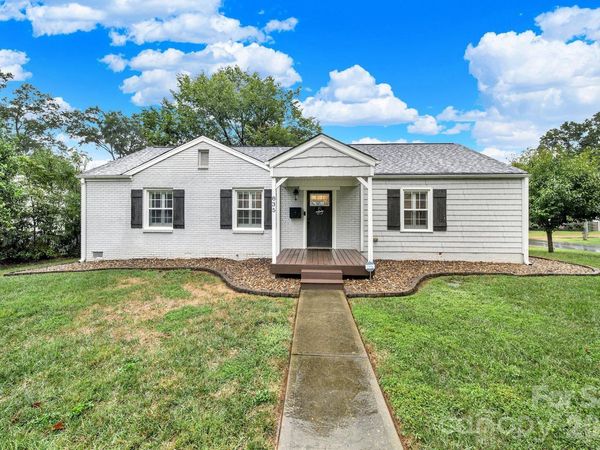 835 Everett Place , Charlotte, NC 28205