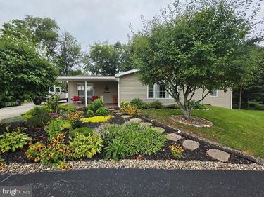 415 SUMMERS ROAD, MILLERSBURG, PA 17061