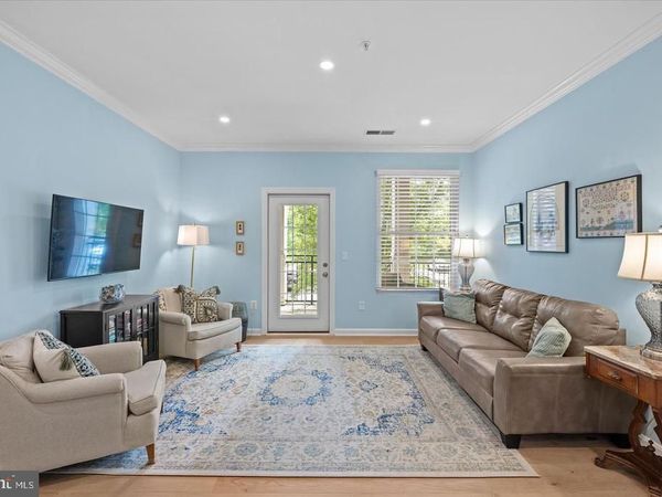 46608 DRYSDALE TERRACE, Unit 200, STERLING, VA 20165