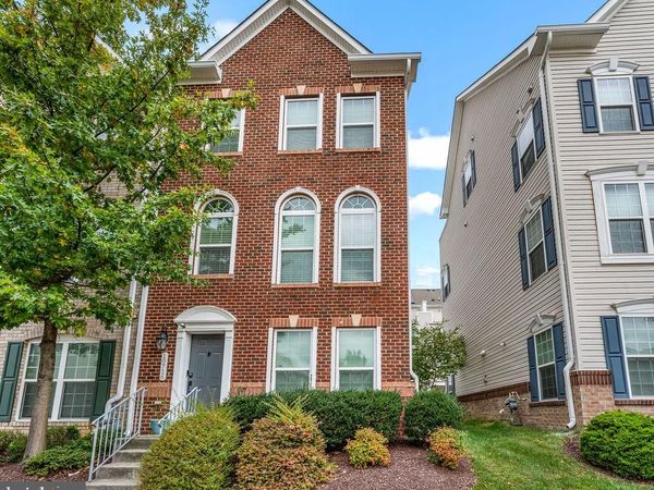 10716 EASTLAND CIRCLE, UPPER MARLBORO, MD 20772