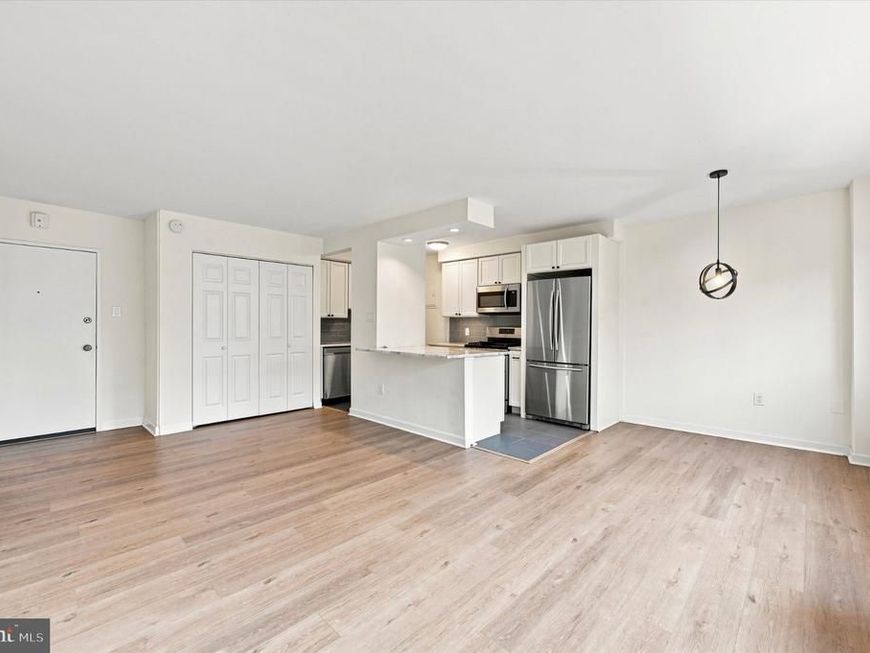 2101 Chestnut Street, Unit 416, Philadelphia, PA 19103 Main Photo