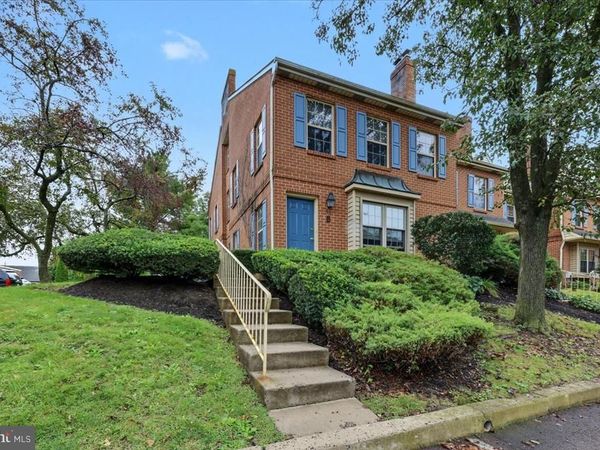 700 FARMINGTON AVENUE , Unit 16, POTTSTOWN, PA 19464