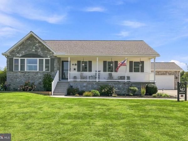 6414 SHUTT ROAD, SPRING GROVE, PA 17362