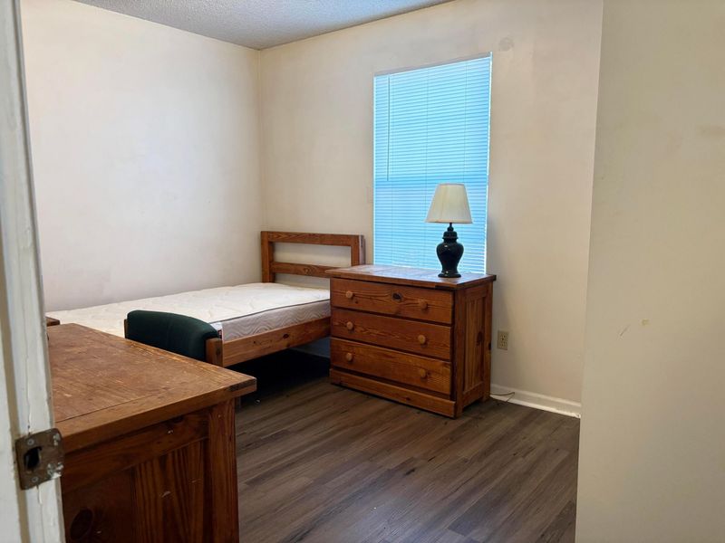 15 S Shafer Street , Unit 404, Athens, OH 45701 Photo 5