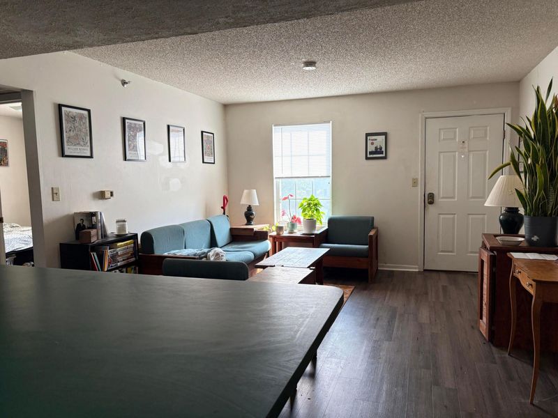 15 S Shafer Street , Unit 404, Athens, OH 45701 Photo 6