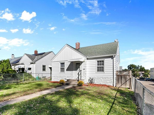 1119 Van Buren Avenue , Saint Paul, MN 55104