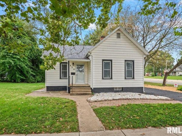 630 W MAPLE Avenue, Springfield, IL 62702