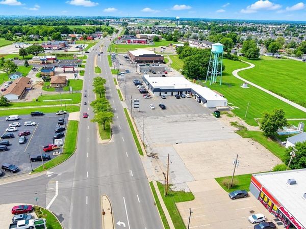 PEORIA Street, Washington, IL 61571
