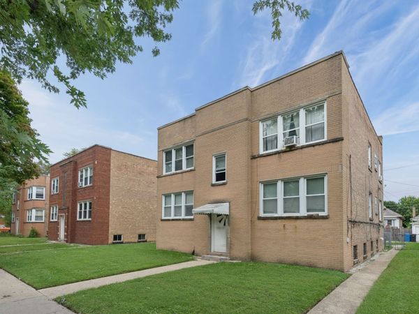 6547 N California Avenue, Unit 2N, Chicago, IL 60645