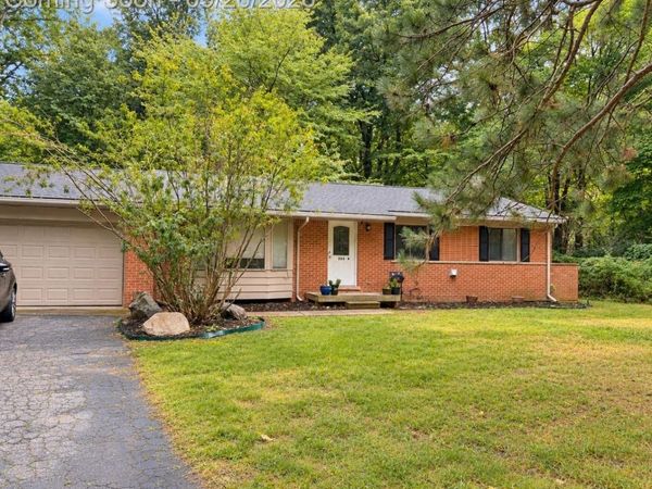 25263 Muerland Road, Southfield, Mi 48033