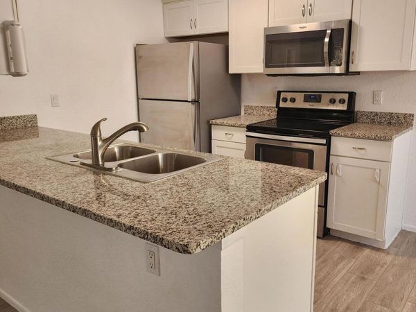 5236 W PEORIA Avenue, Unit 120, Glendale, AZ 85302
