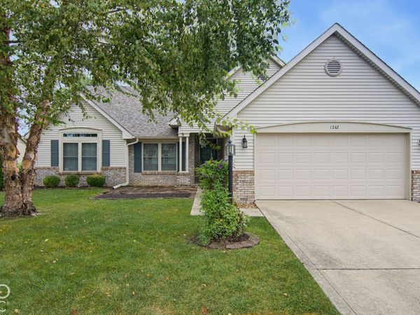 1242 Magnolia Drive , Greenfield, IN 46140