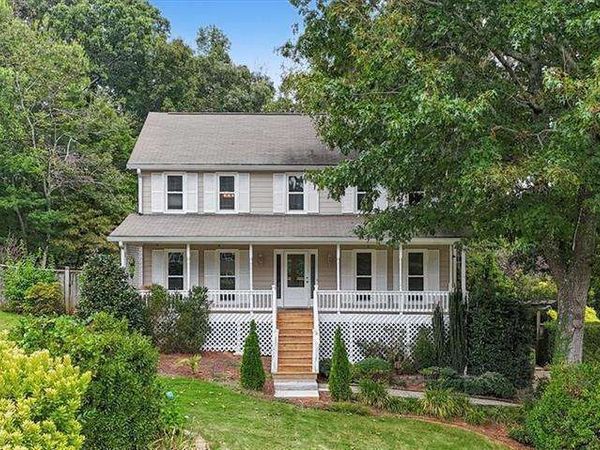 720 Creek Trail NW, Kennesaw, GA 30144