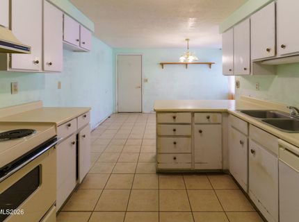 6815 Lotus Street, Reno, NV 89506 Photo