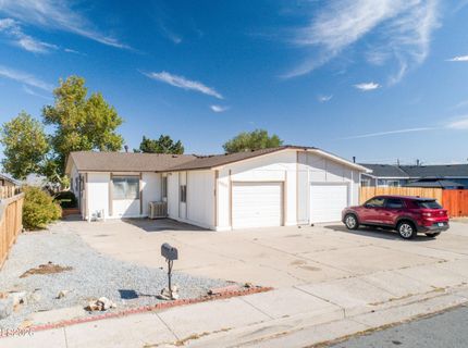 6815 Lotus Street, Reno, NV 89506 Photo