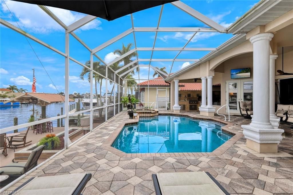 2047 SE 28th Ter, Cape Coral, FL 33904 Photo
