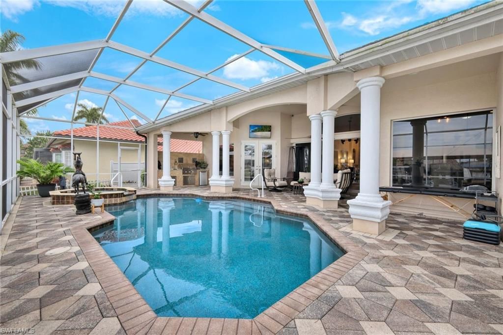 2047 SE 28th Ter, Cape Coral, FL 33904 Photo