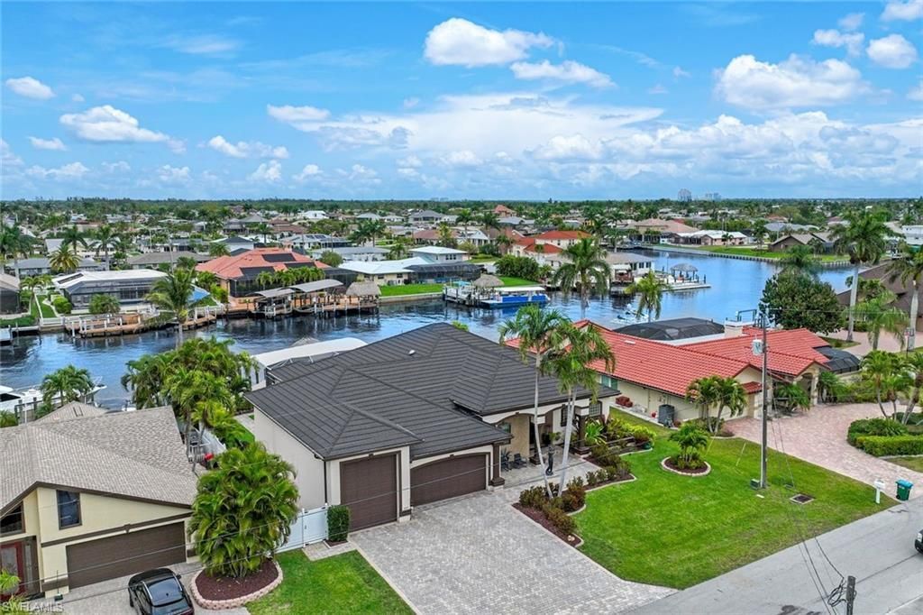 2047 SE 28th Ter, Cape Coral, FL 33904 Photo