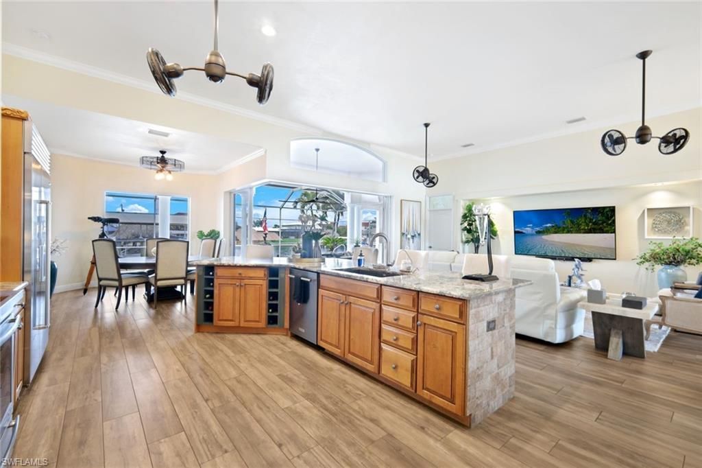 2047 SE 28th Ter, Cape Coral, FL 33904 Photo