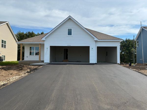10921 Henslowe Avenue S, Cottage Grove, MN 55016