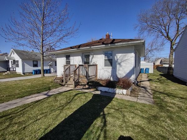 912 Douglas Street , Morris, IL 60450