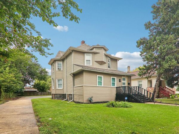 1404 S 8th Avenue , Maywood, IL 60153