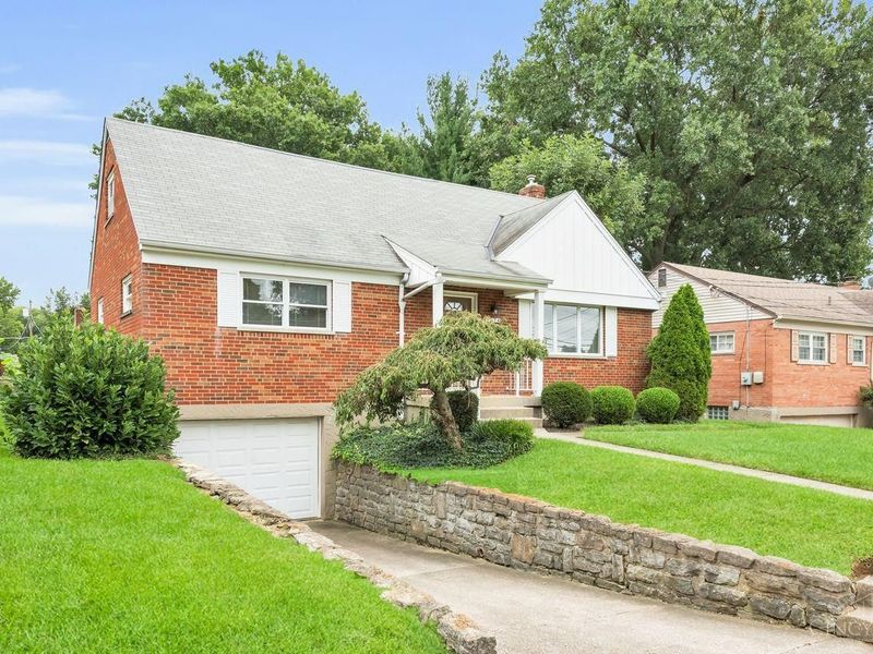 1074 Archland Drive, Cincinnati, OH 45224 Photo 3