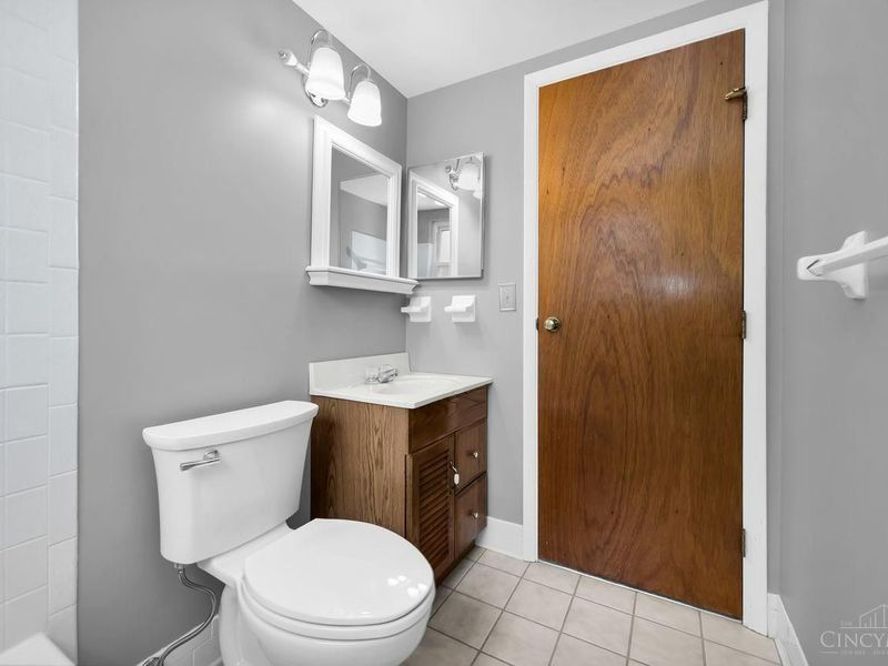 1074 Archland Drive, Cincinnati, OH 45224 Photo 33