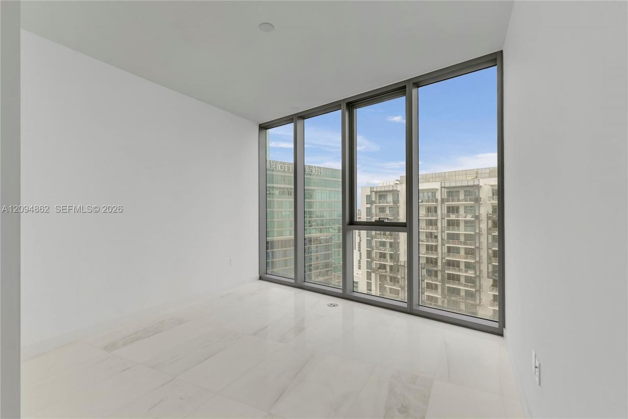 300 Biscayne Blvd Way , Unit 4203, Miami, FL 33131 Photo