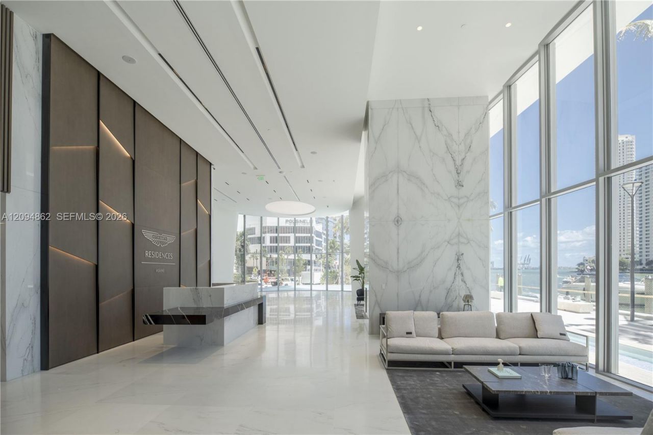 300 Biscayne Blvd Way , Unit 4203, Miami, FL 33131 Photo