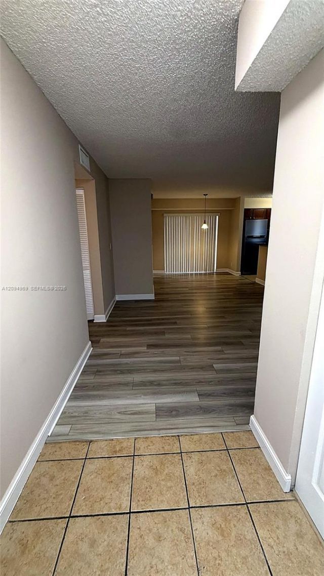 7640 Westwood Dr , Unit 406, Tamarac, FL 33321 Photo