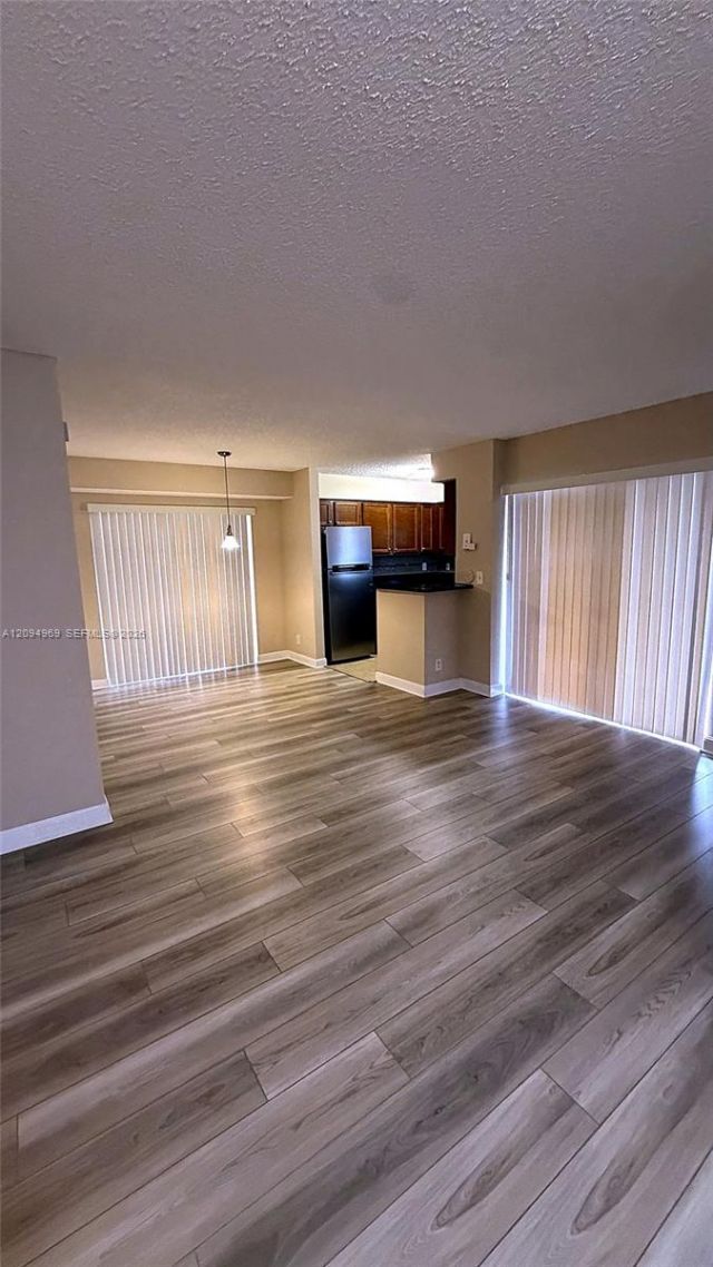 7640 Westwood Dr , Unit 406, Tamarac, FL 33321 Photo