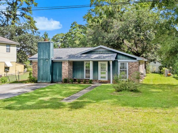 722 1st Ave. N , Surfside Beach, SC 29575
