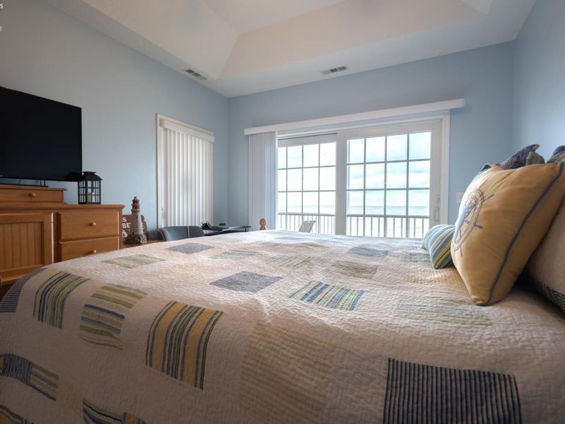 2804 Whispering Shores Drive, Vermilion, OH 44089 Photo 18