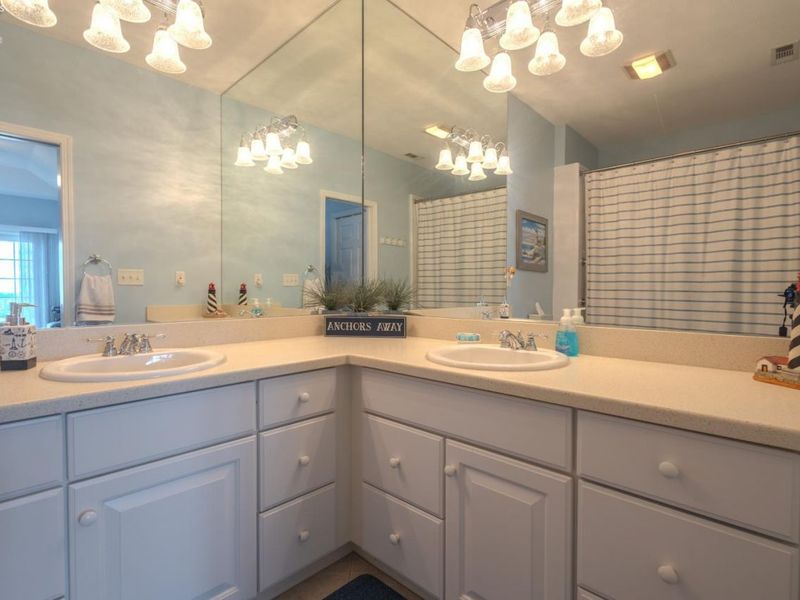 2804 Whispering Shores Drive, Vermilion, OH 44089 Photo 20
