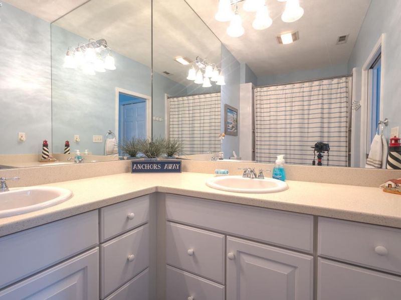 2804 Whispering Shores Drive, Vermilion, OH 44089 Photo 21